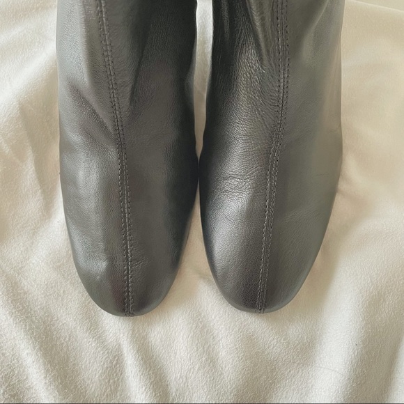 ZARA Back Zip Leather Heeled Ankle Boots - Picture 9 of 12